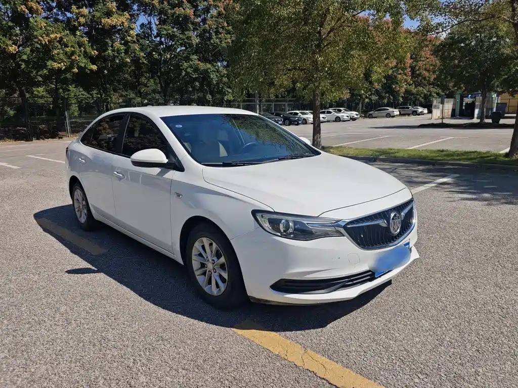 Фото 10 - Buick Excelle