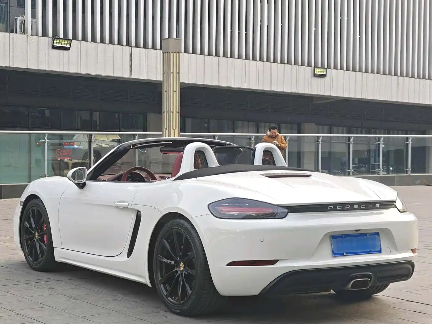 Porsche 718 2023 Boxster Style Edition 2.0T фото 14