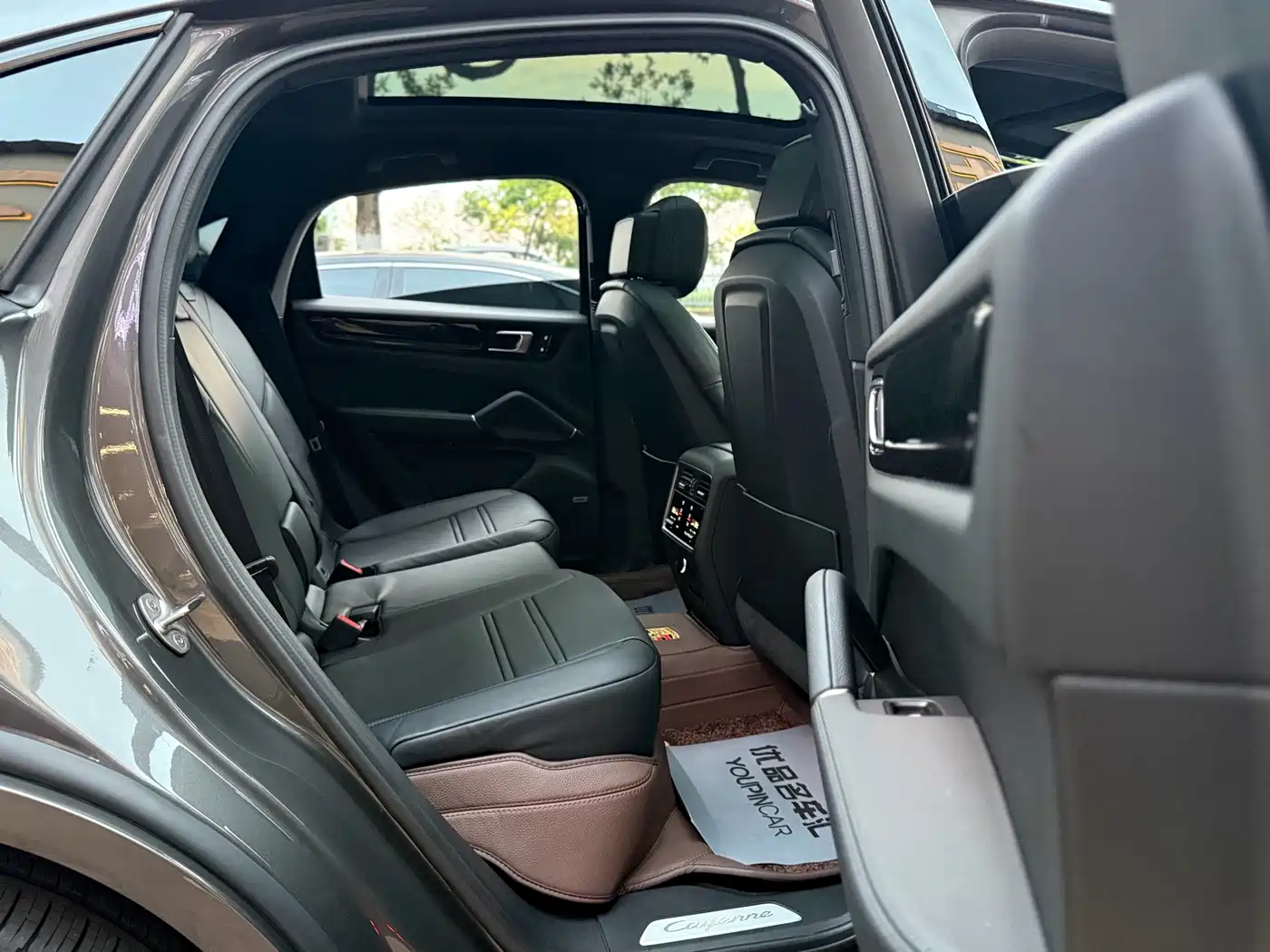 Фото 25 - Porsche Cayenne