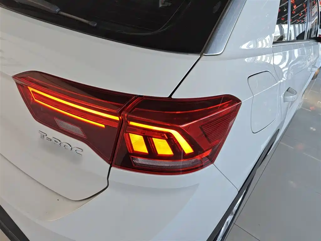 Volkswagen T-ROC 2018 230TSI DSG 2WD Progressive China V фото 24