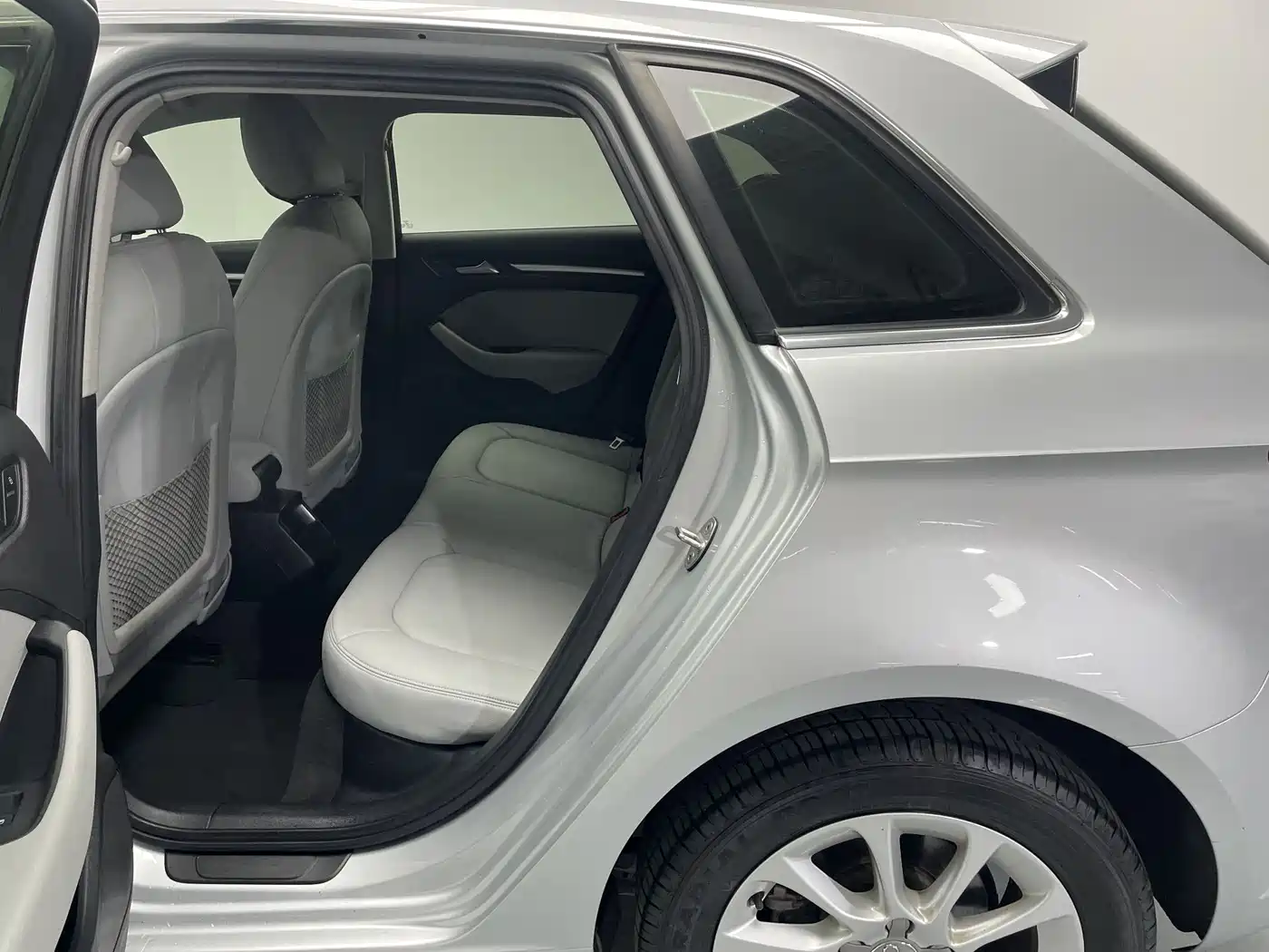 Audi A3 2014 Sportback 35 TFSI Automatic Progressive фото 10