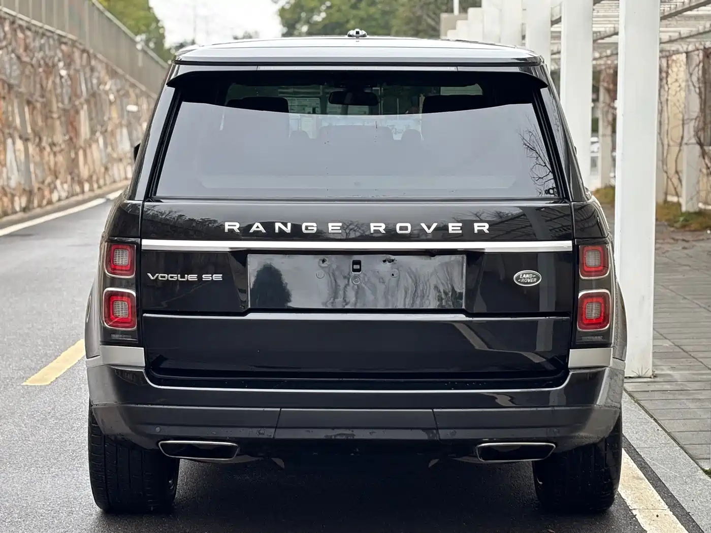 Land Rover Range Rover 2015 3.0 SC V6 Vogue SE Genesis Extended Edition фото 6
