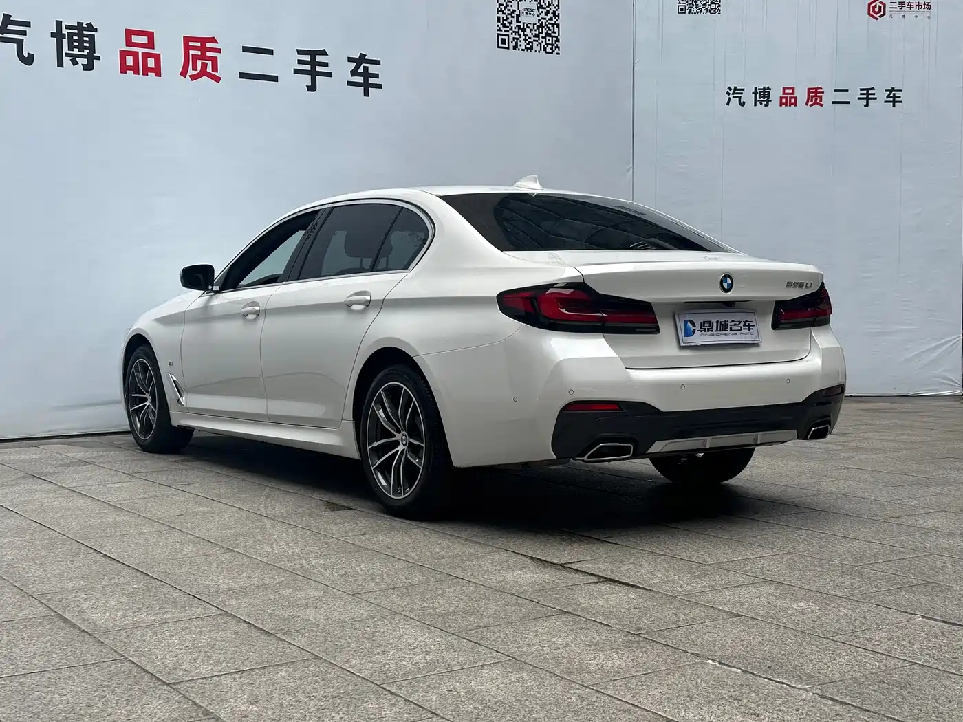 BMW 5 Series 2022 525Li M Sport Package фото 17