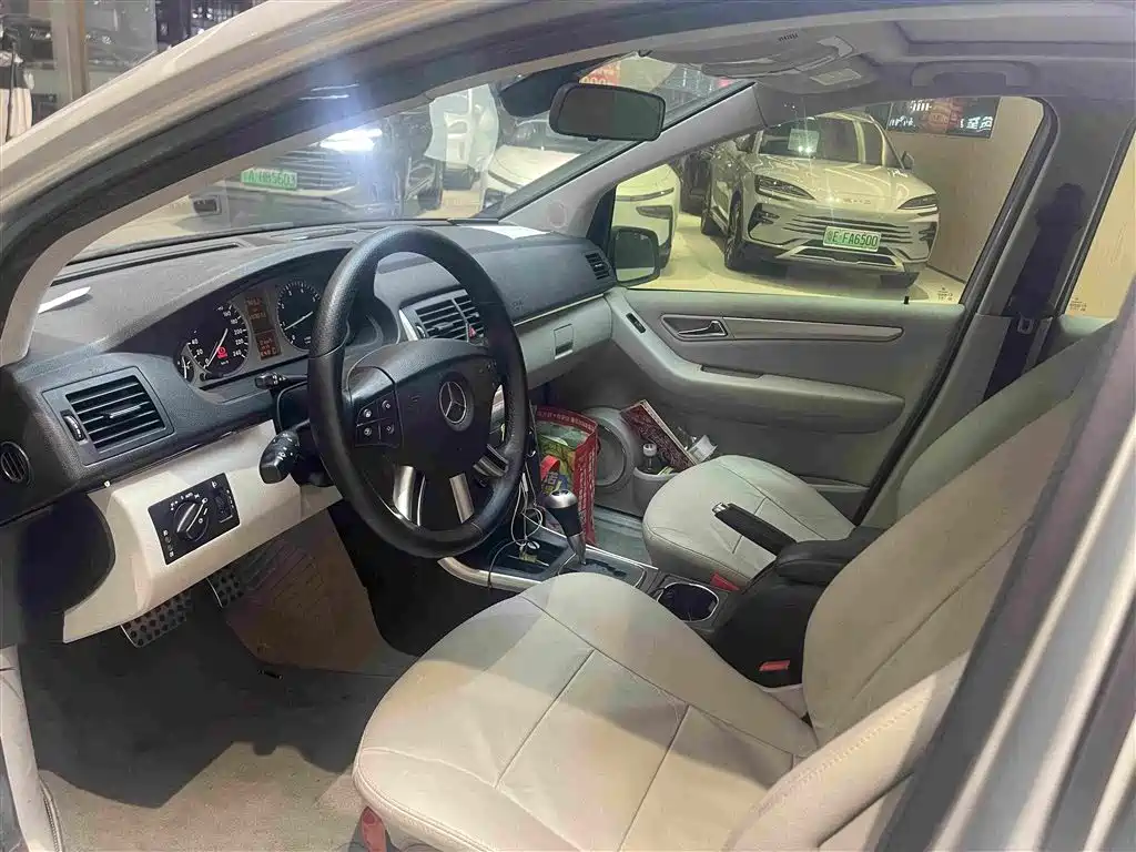 Mercedes-Benz B-Class 2011 2009 B 200 Luxury