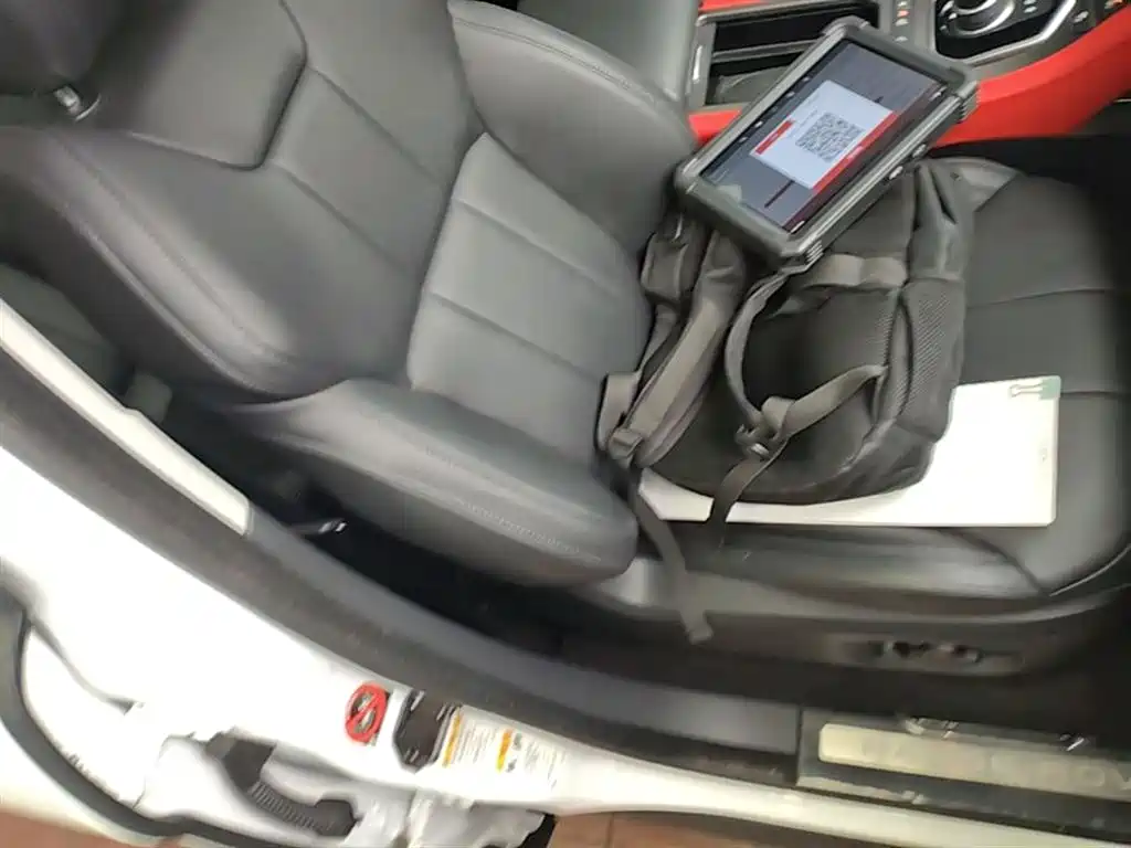 Land Rover Range Rover Evoque 2017 2.0T British Style Edition фото 24