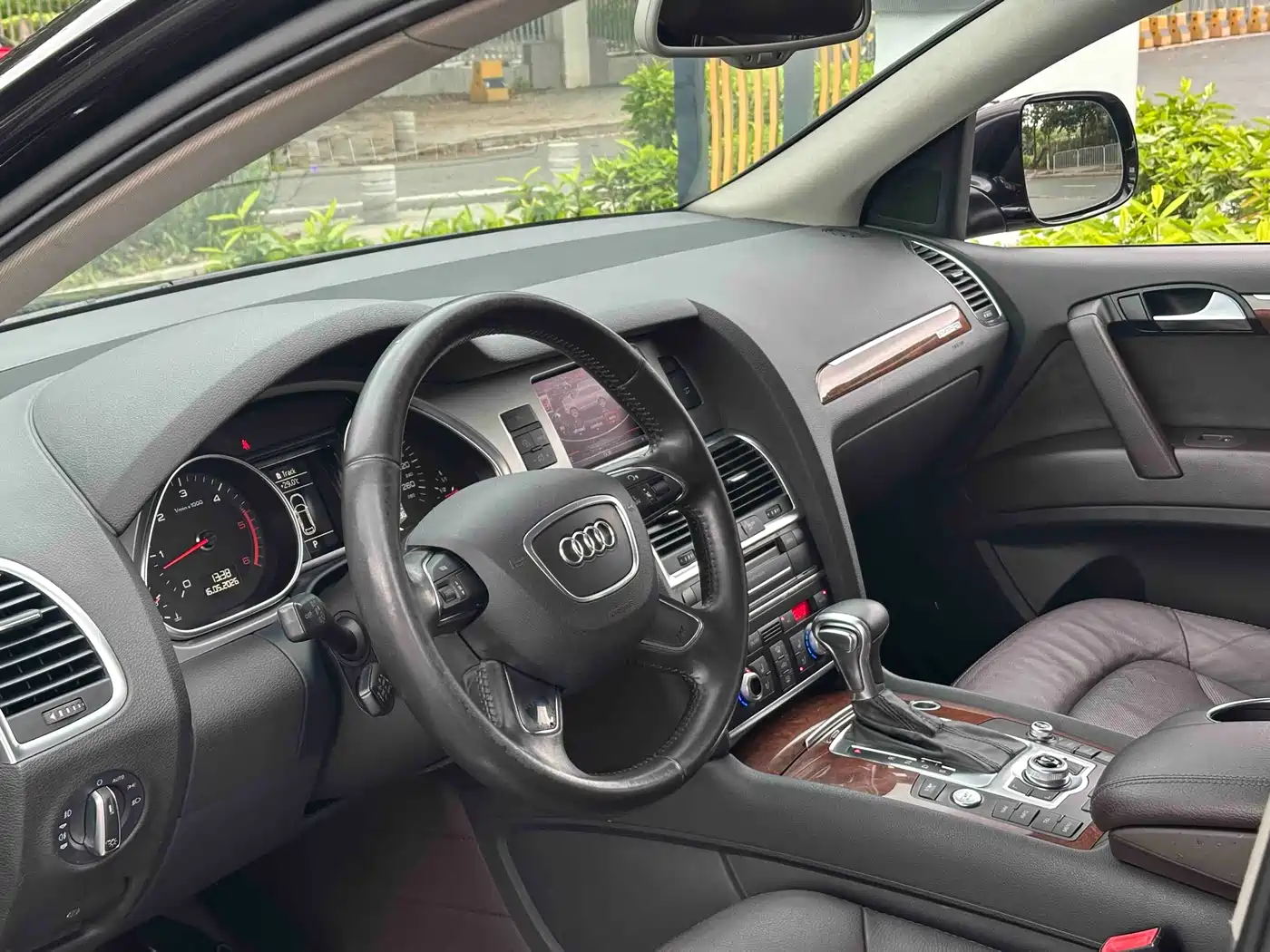 Audi Q7 2012 3.0 TDI Leading Edition фото 9