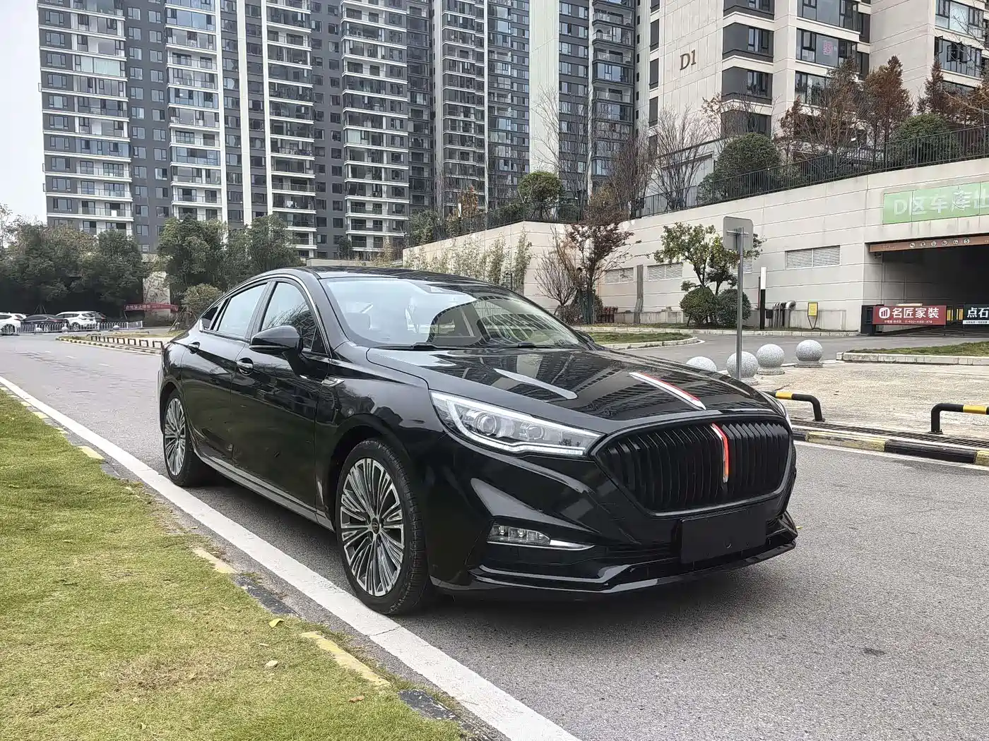 Hongqi H5 2020 1.8T Automatic Smart Connection Qi Rhythm Edition фото 3
