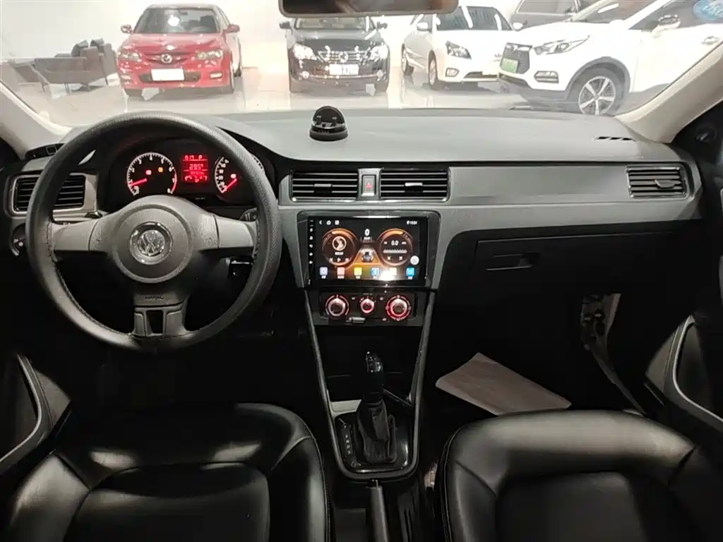 Volkswagen Santana 2015 1.6L Automatic Trend Edition фото 14