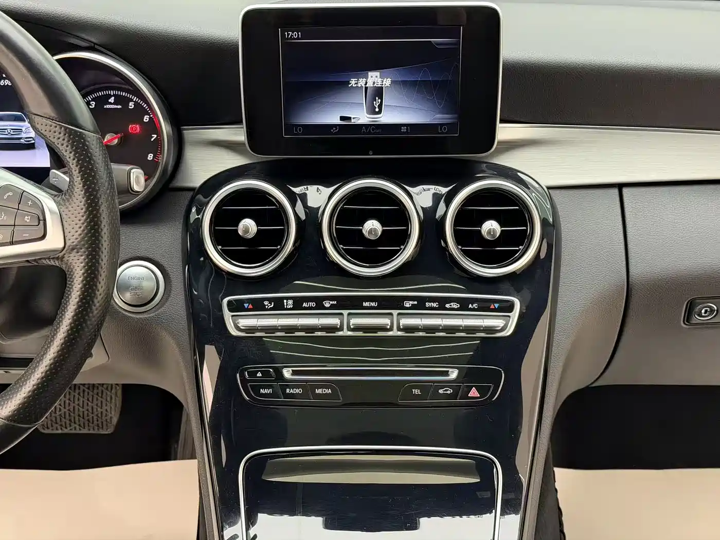 Mercedes-Benz C-Class 2015 C 200 Sport Edition 4MATIC фото 25