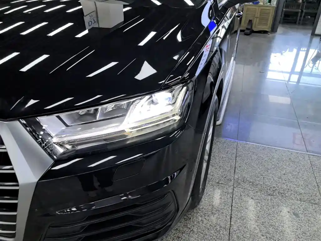 Audi Q7 2018 40 TFSI Comfort фото 24