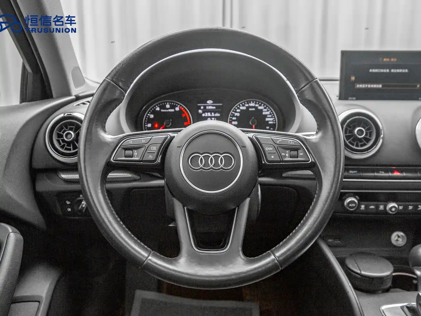Audi A3 2018 30th Anniversary Limousine 35 TFSI Style фото 19