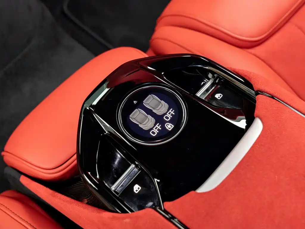 Ferrari Purosangue 2025 2023 6.5L V12