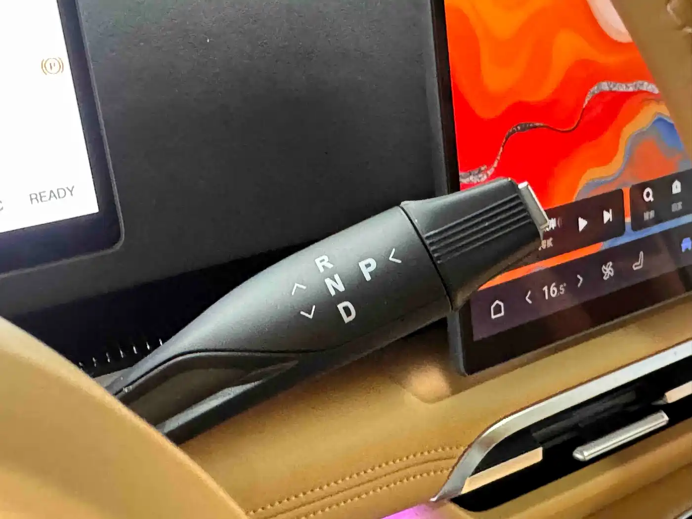 Voyah Auto Voyah Dreamer 2025 PHEV 4WD Kunpeng Premium Edition фото 8
