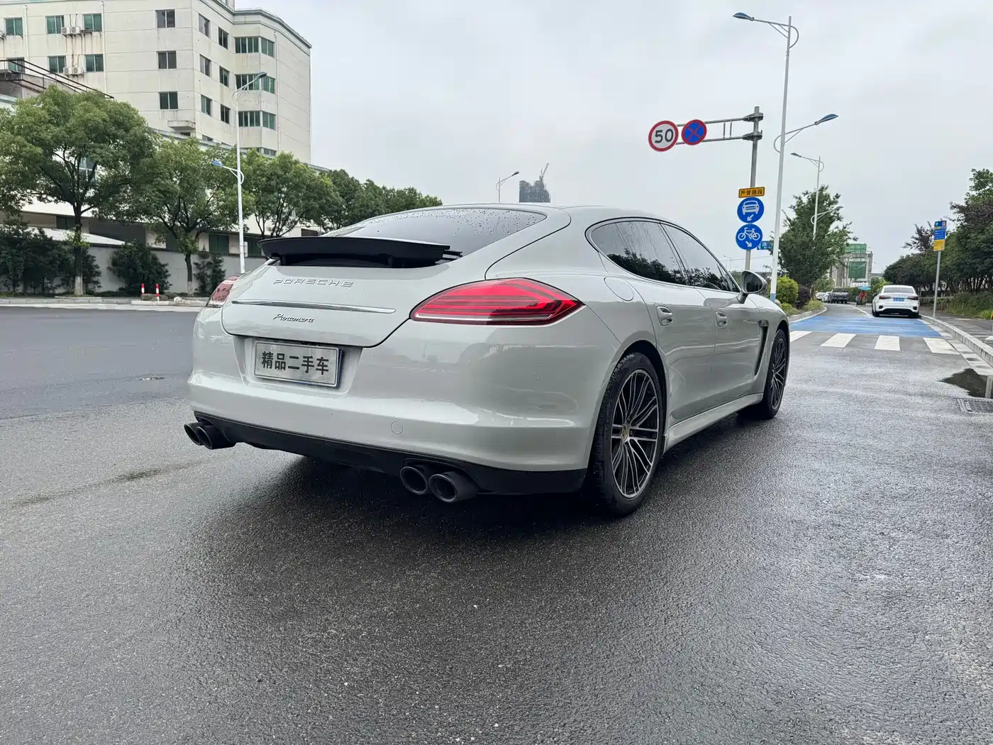 Porsche Panamera 2010 2010 Panamera 3.6L