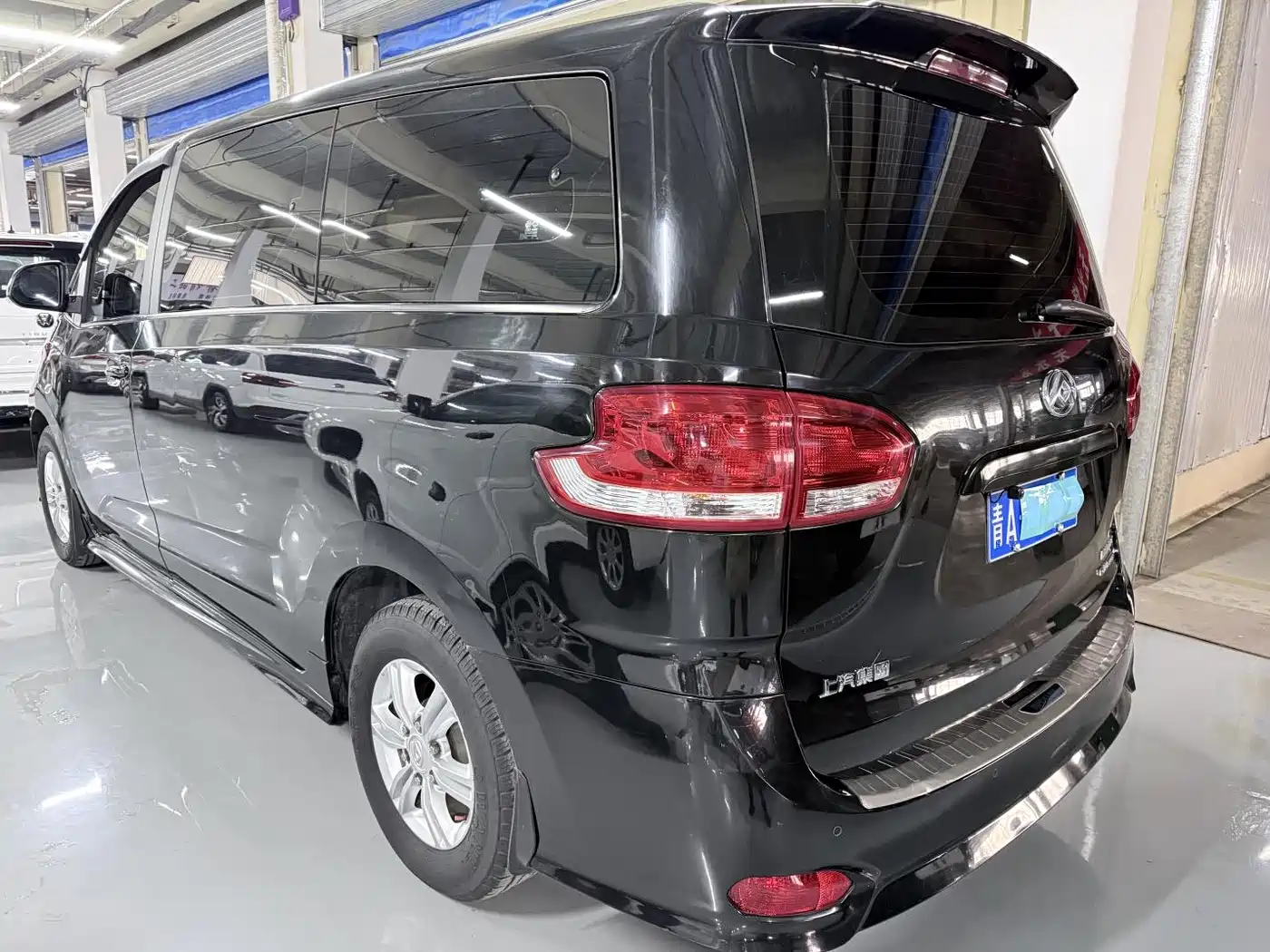 SAIC Maxus Maxus G10 2021 2.0T Manual Smart Edition Diesel 7-Seater фото 15