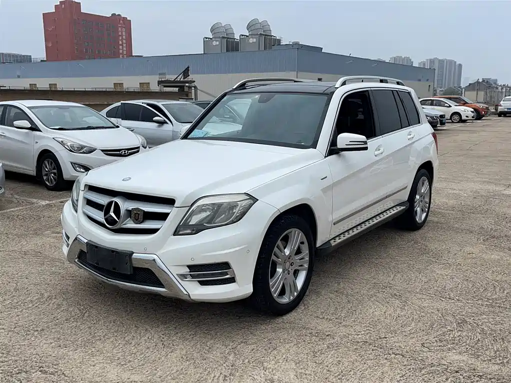 Mercedes-Benz GLK-Class 2015 GLK 260 4MATIC Dynamic Ultimate Edition фото 2