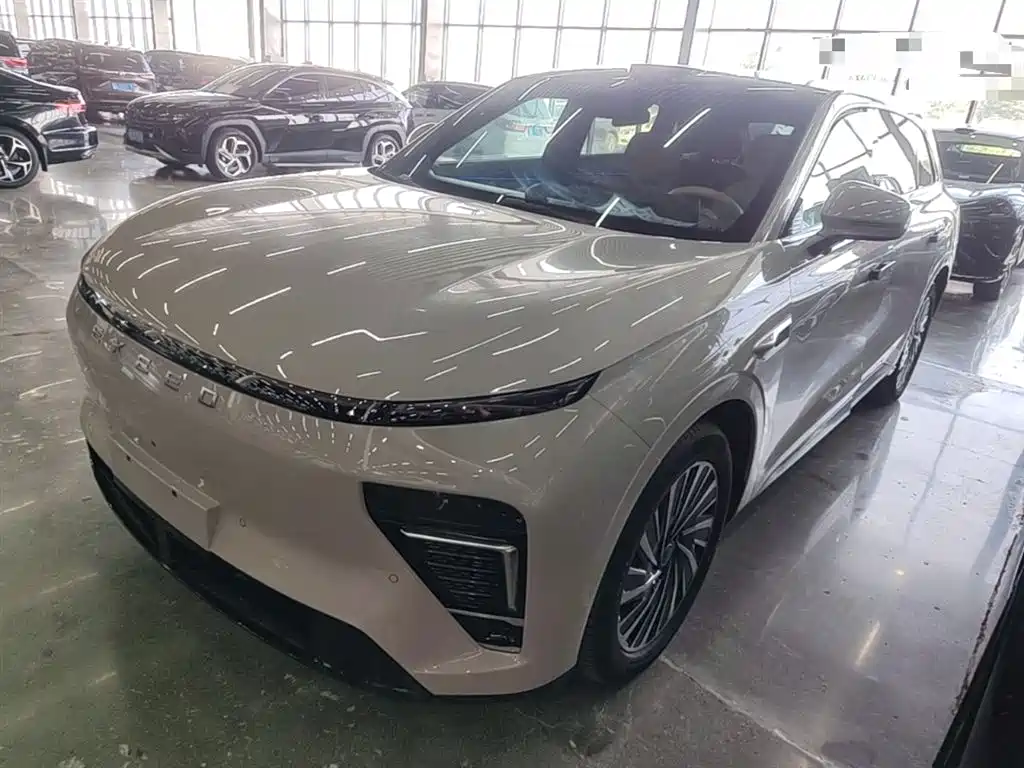 Exeed Exlantix ET 2024 Extended Range 240 Ultra AWD