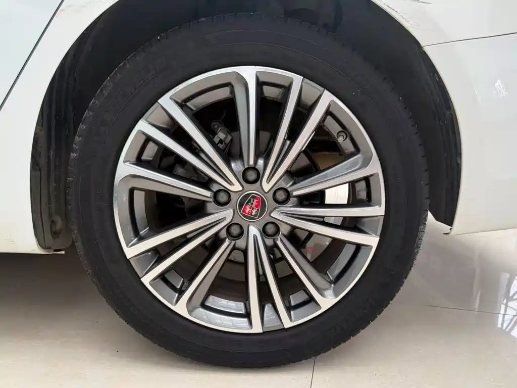 2022 Roewe i6