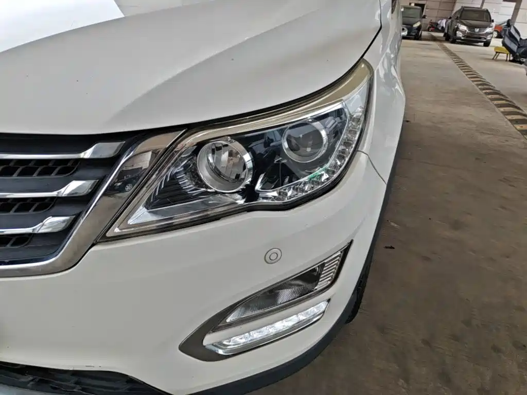 Baojun 560 2017 2016 1.8L iAMT Luxury