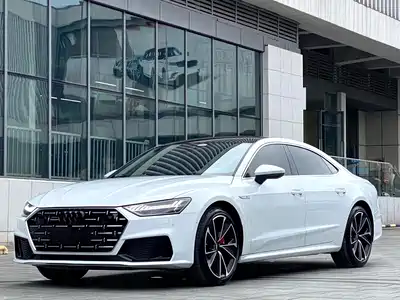 Audi A7L