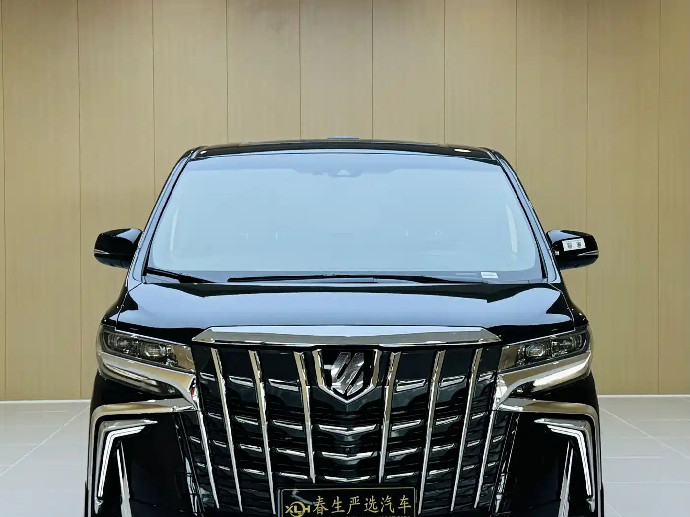 Toyota Alphard 2019 Hybrid 2.5L Premium Edition фото 2