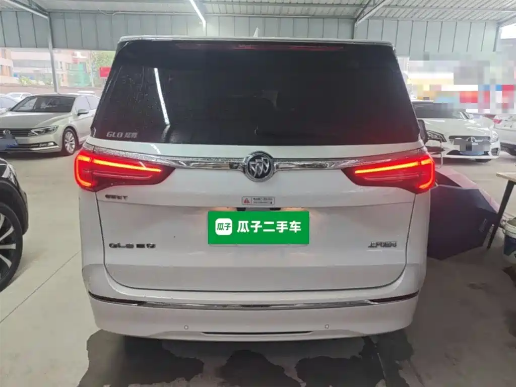 Buick GL8 2021 ES Landlord 653T Premium фото 6