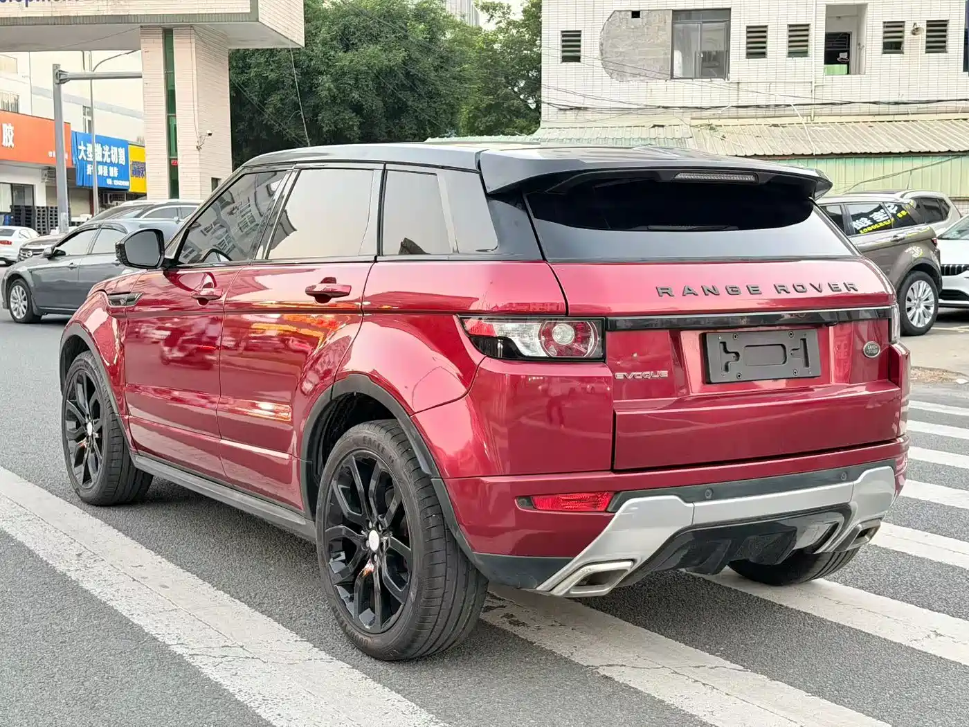 Land Rover Range Rover Evoque (Import) 2015 2014 2.0T 5-door Brilliance Sport