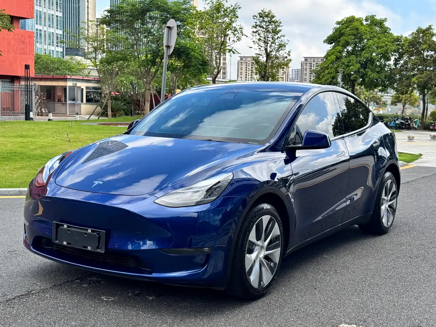 Tesla Model Y 2021