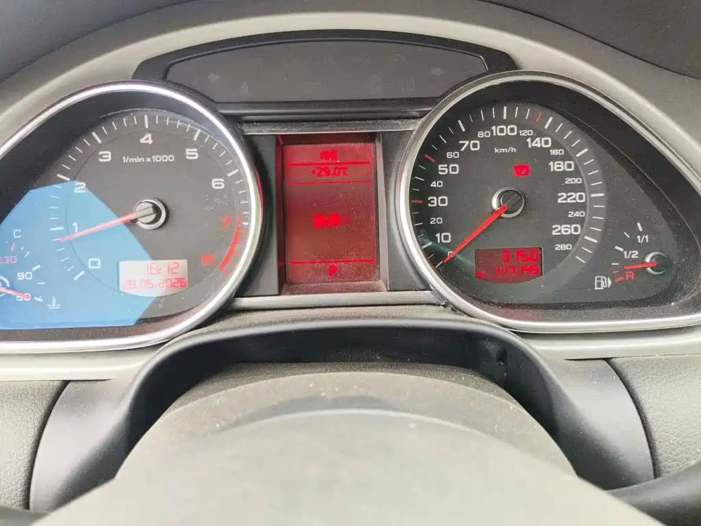 Фото 4 - Audi Q7