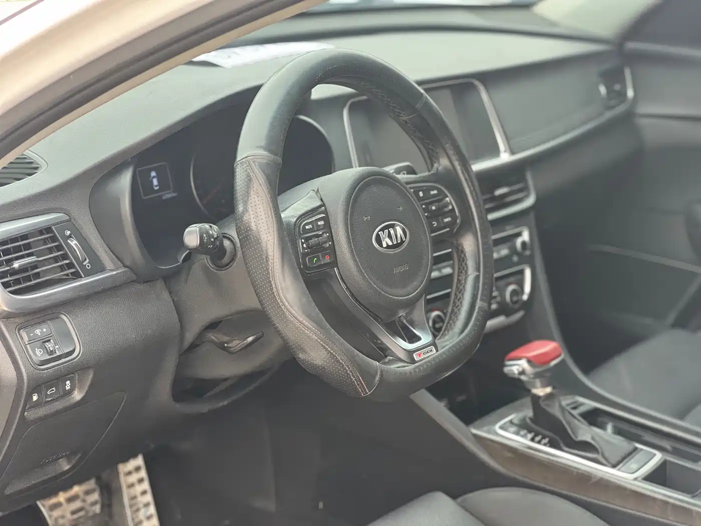Kia K5 2016 1.6T Automatic LUX фото 10