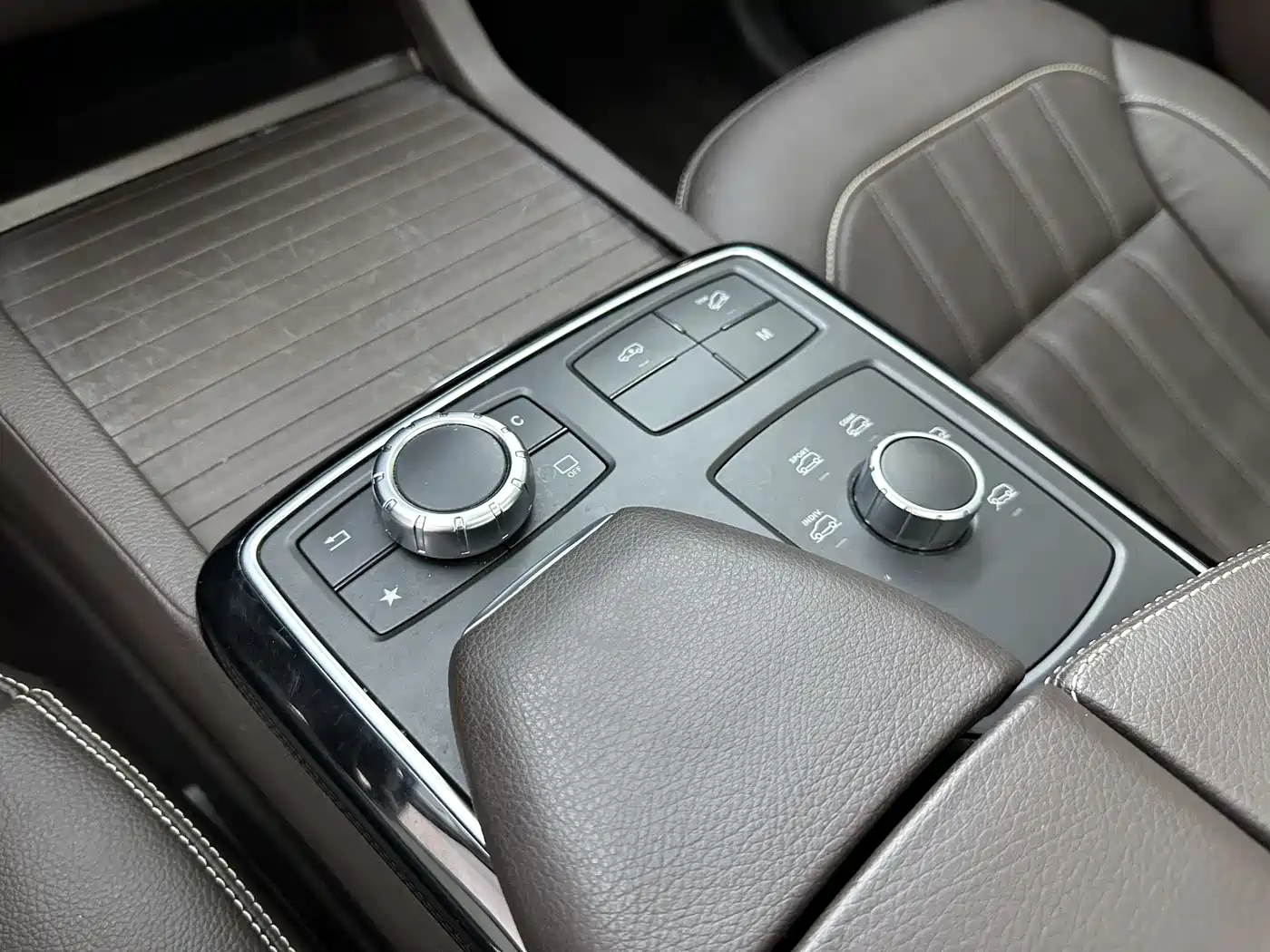 Mercedes-Benz GLE 2017 GLE 400 4MATIC фото 17