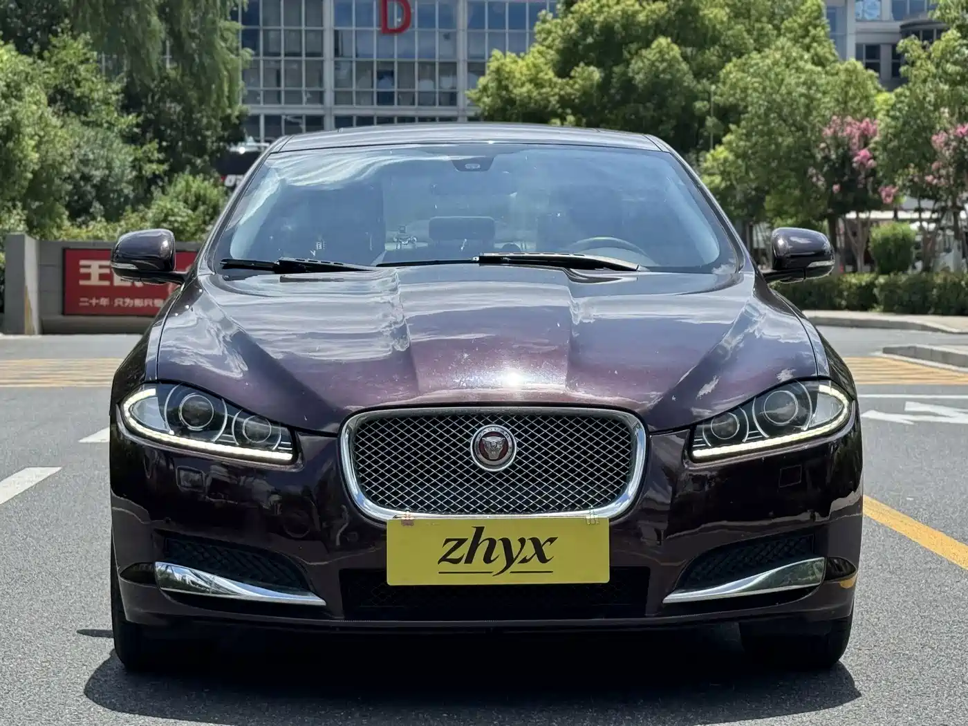 Jaguar XF 2015 2015 XF 2.0T Style Edition