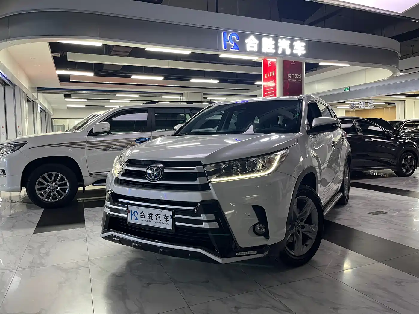 Toyota Highlander 2018 2.0T 4WD Luxury 7-seater China VI