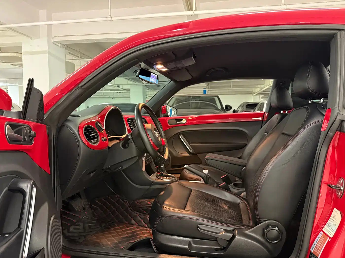 Volkswagen Beetle 2014 1.2TSI Fashion Edition фото 7