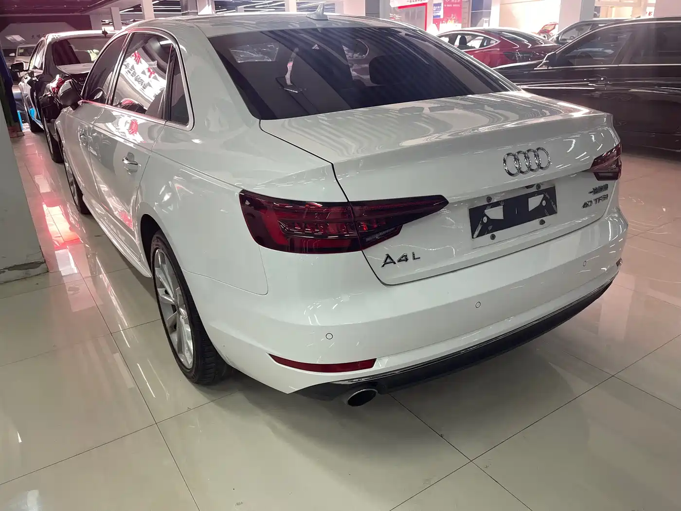 Audi A4L 2018 30th Anniversary 40 TFSI Progressive фото 4