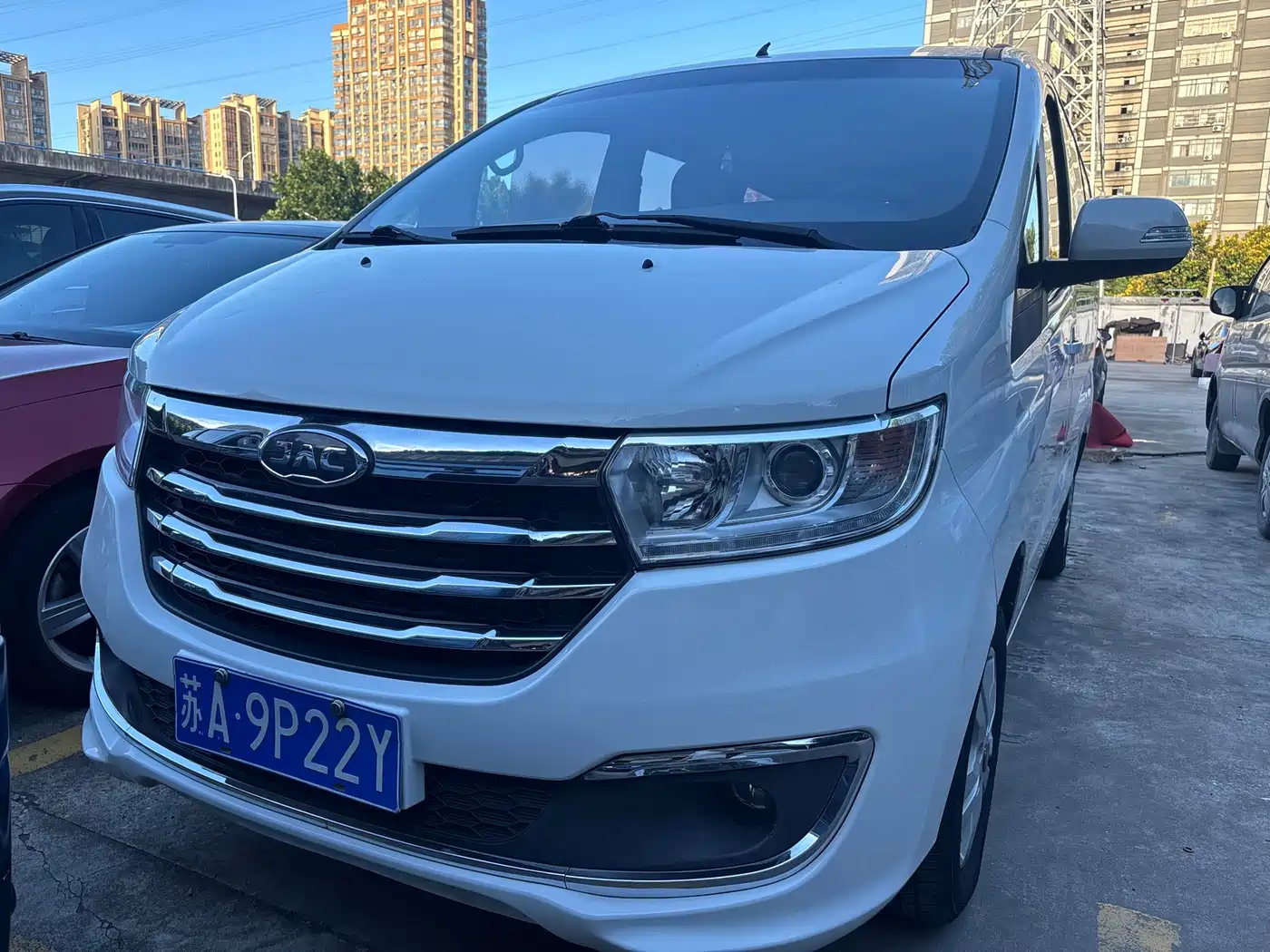 JAC Refine M3 2018 2018 IKEA Edition 1.6L Luxury Smart