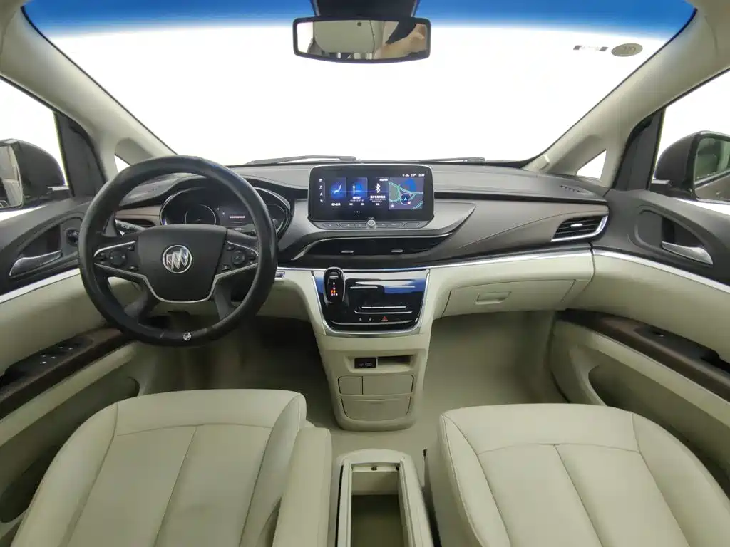 Фото 5 - Buick GL8