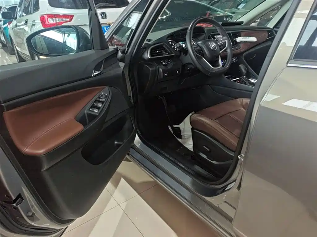 Buick GL6 2019 18T 6-seat Connected Luxury China VI фото 16