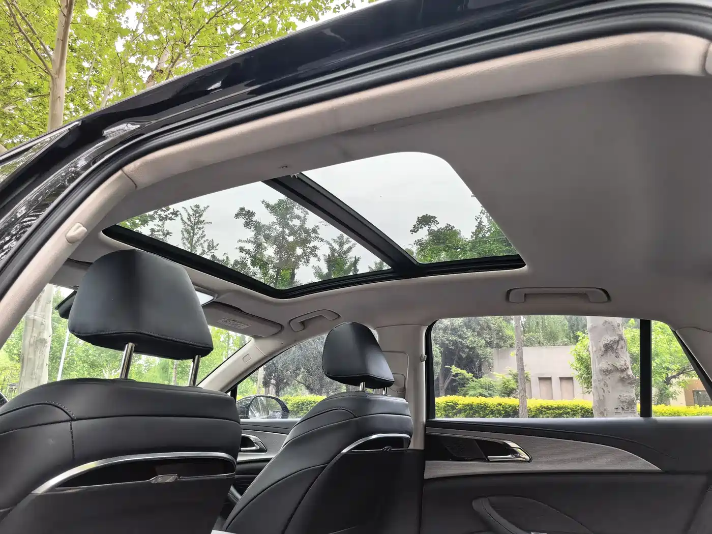 Hongqi H5 2024 1.5T DCT Smart Connect Flag Rhythm Edition фото 29