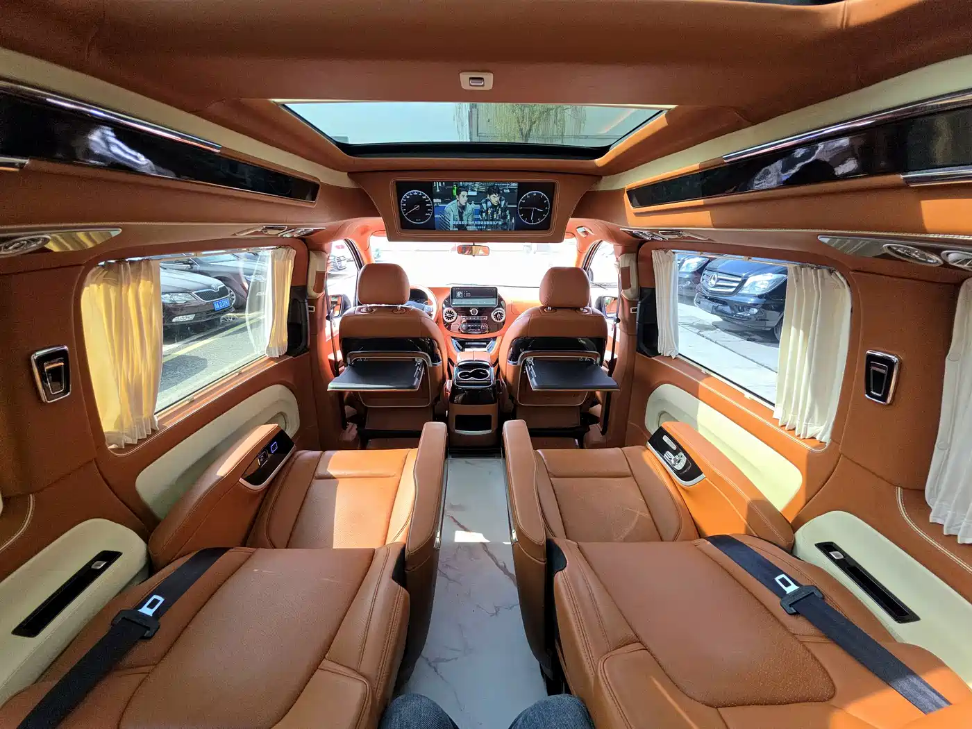 Mercedes-Benz Vito 2021 2.0T Business Edition 7-seater фото 13