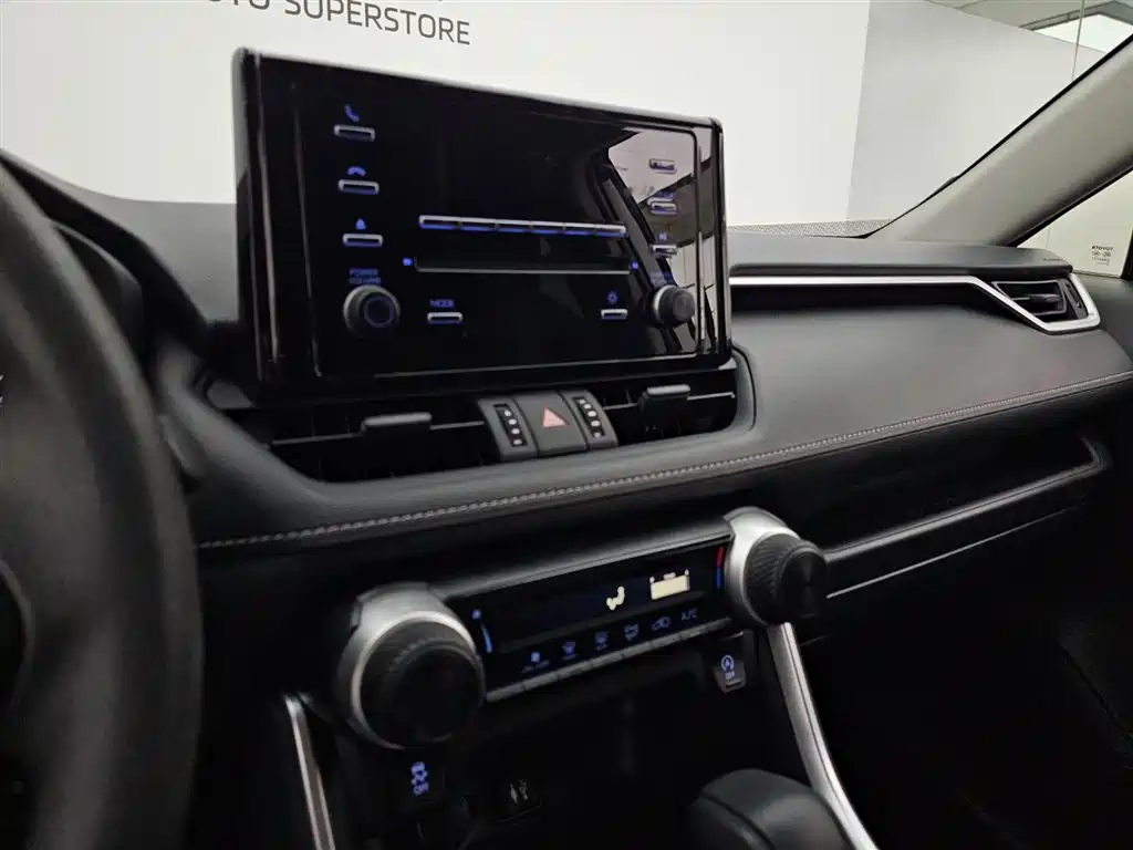 Toyota RAV4 Rongfang 2020 2.0L CVT 2WD Urban Edition фото 11