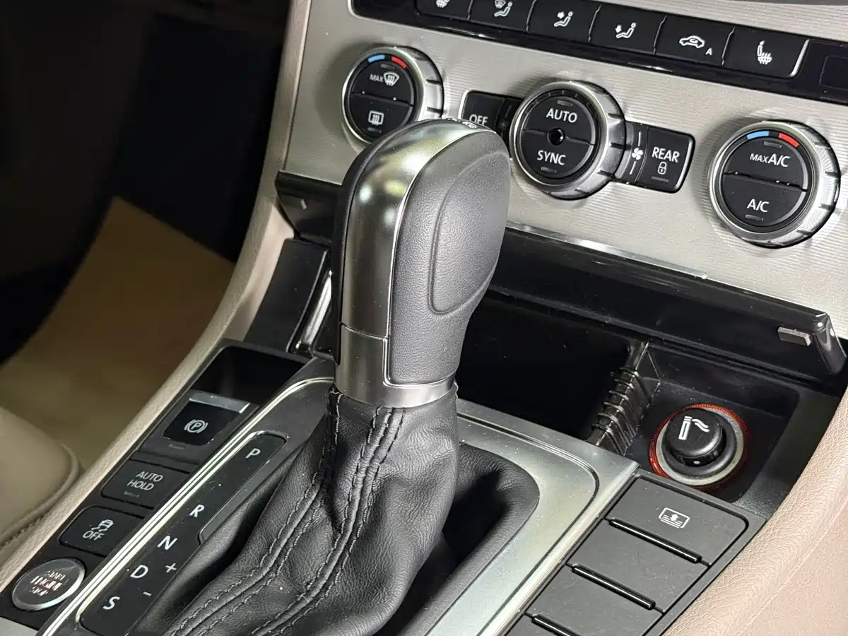 Фото 21 - Volkswagen Magotan