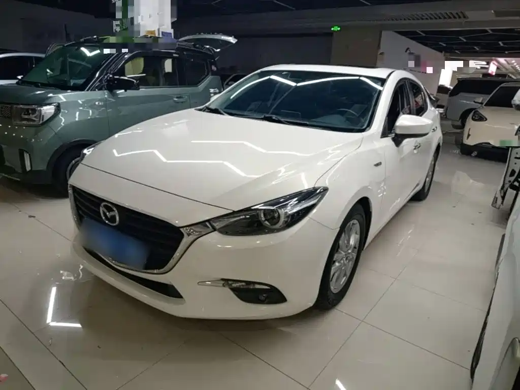Mazda 3 Axela 2017 Sedan 1.5L Automatic Luxury China V