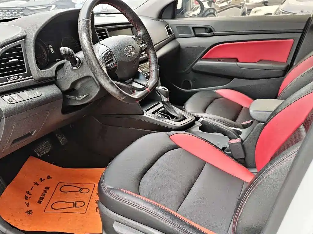 Hyundai Elantra 2018 1.4T DCT Dynamic·Vitality Model фото 4