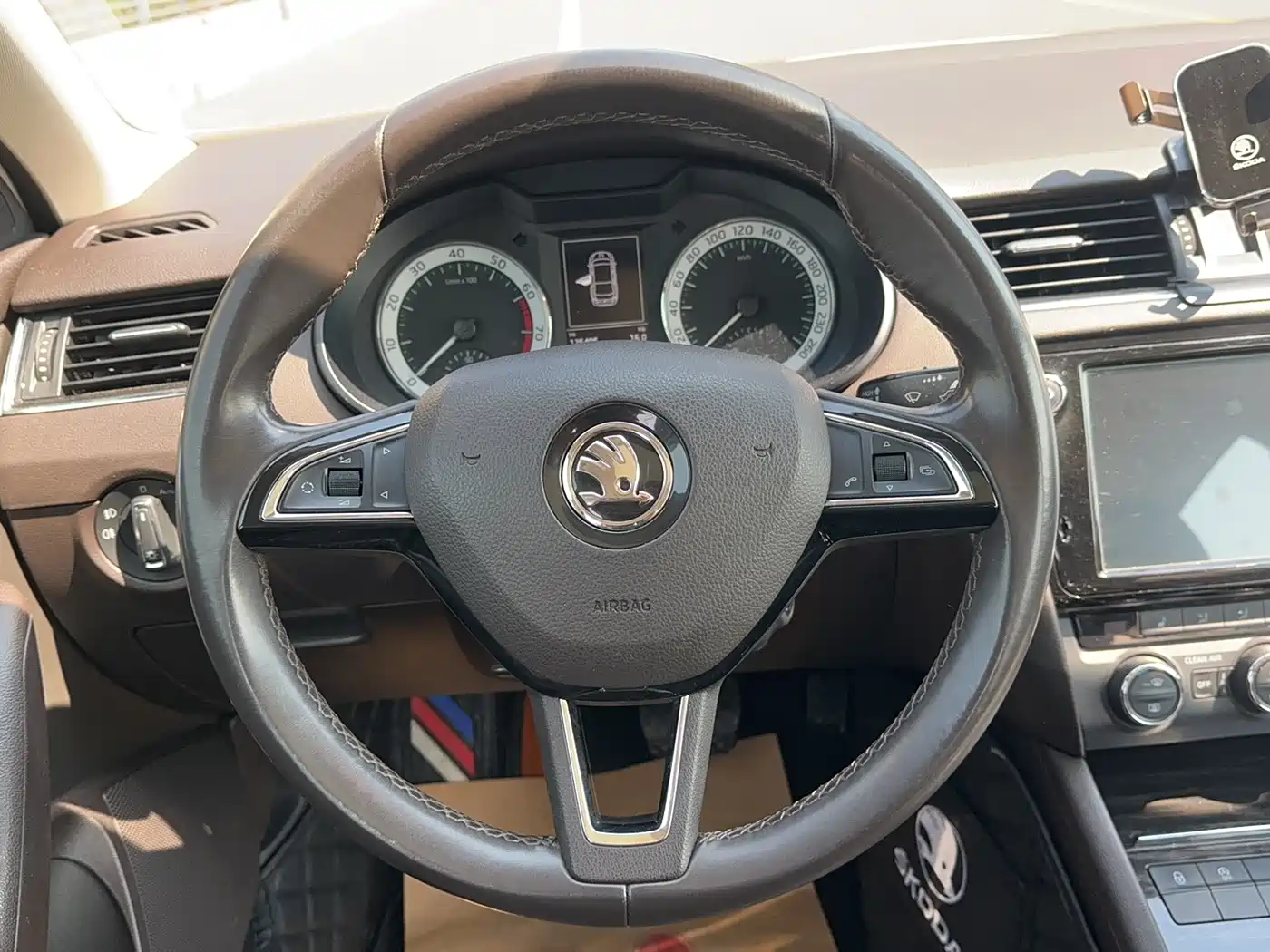 Škoda Octavia 2018 TSI280 DSG Flagship Edition фото 16