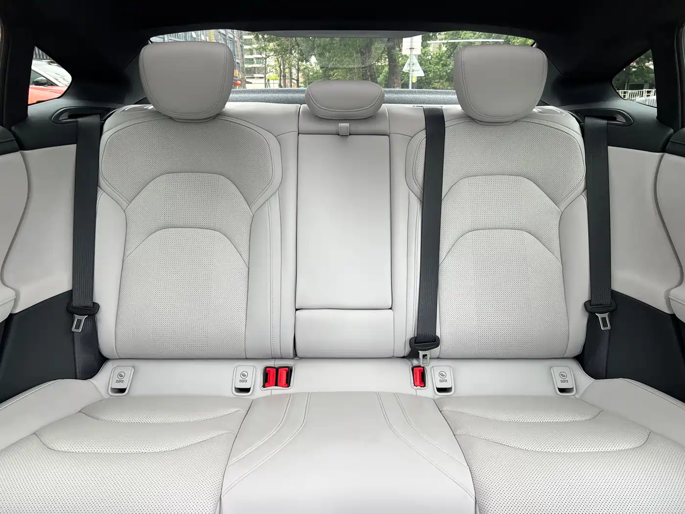 Xiaomi Auto Xiaomi SU7 2024 AWD Extended Range Advanced Smart Driving Max Edition фото 29