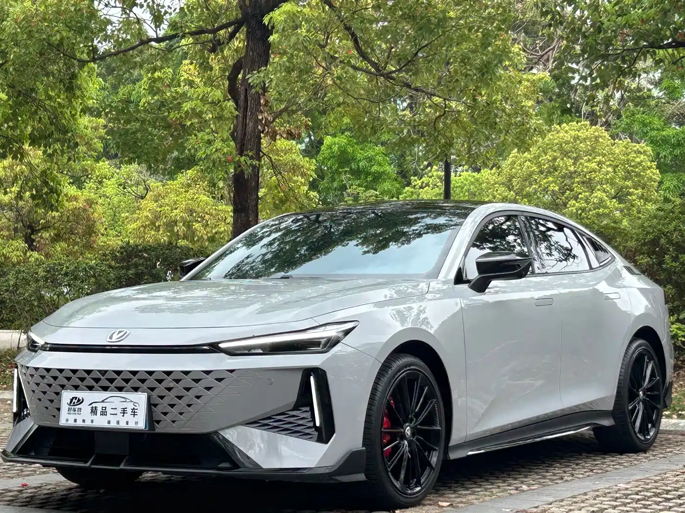 CHANGAN UNI-V