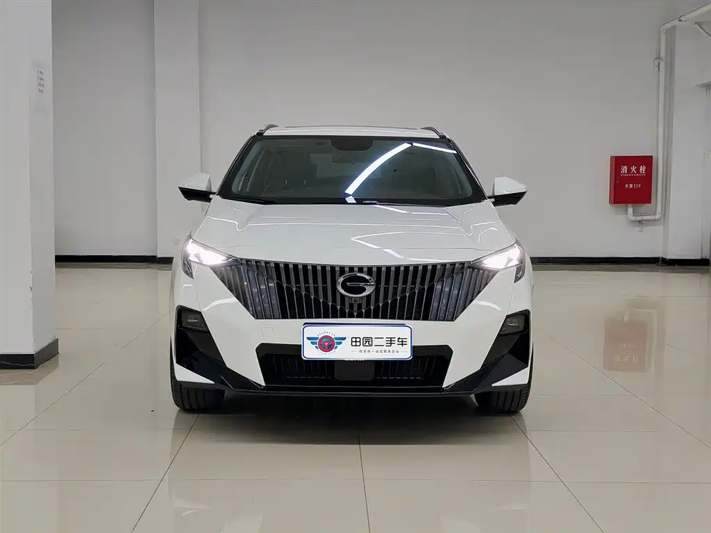 GAC Trumpchi Trumpchi GS3 2023 Shadow Speed 270T Power Enjoyment Edition фото 2