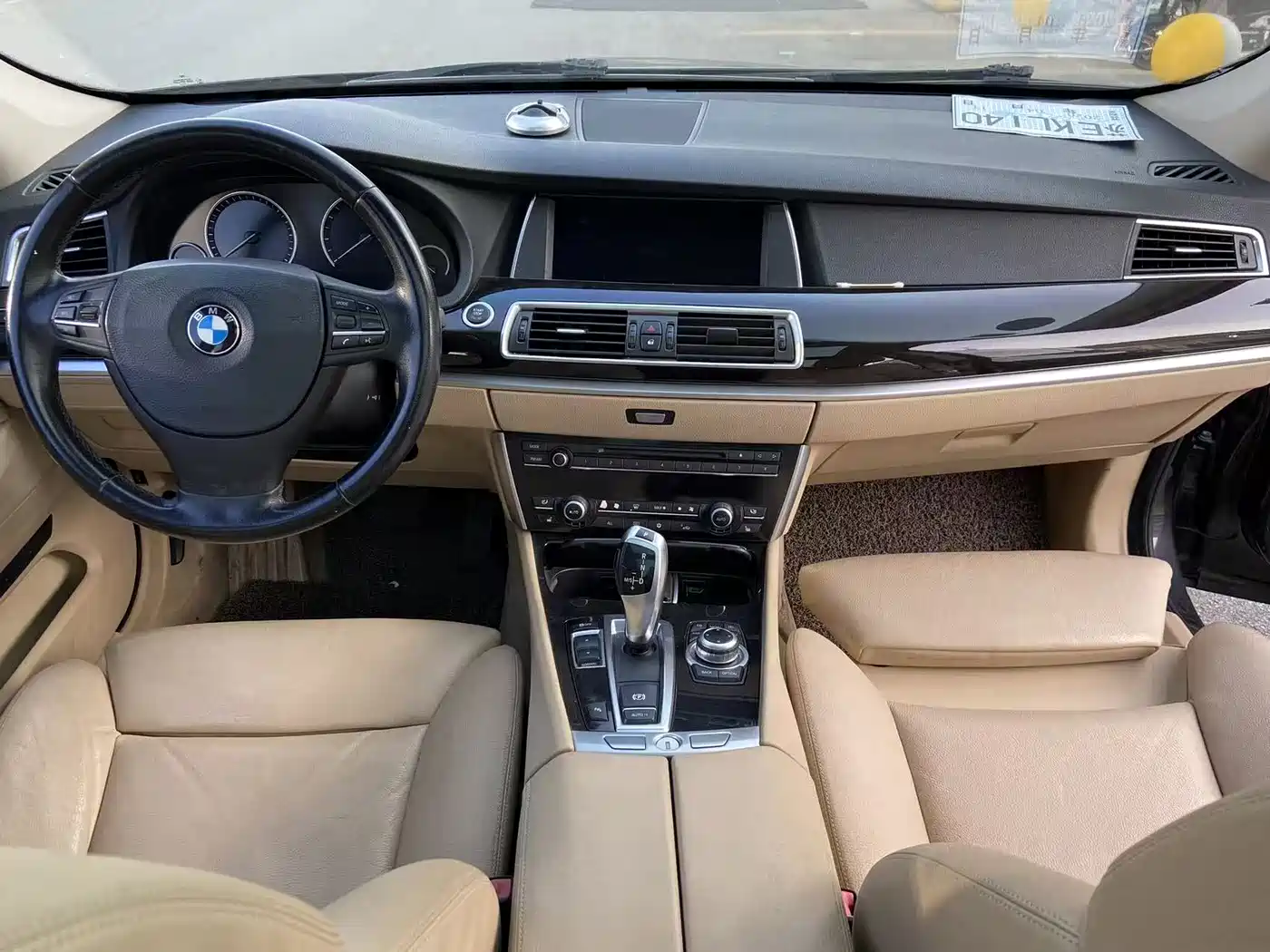 BMW 5 Series GT 2011 535i xDrive Luxury Model фото 13