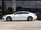 Фото 4 - Lexus ES